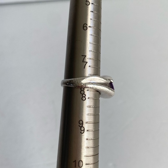 Vintage Cocktail Ring Amethyst Sterling Silver Bypass Band Purple Gemstone 7.75 - Picture 9 of 11